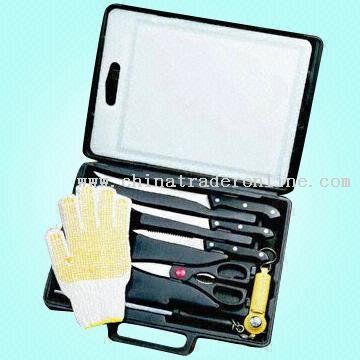 Fishing Fillet Set Includes Plastic Case and Three Fish Knives